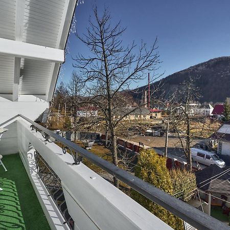 Hotel Velyka Vedmedytsya Yaremche Ngoại thất bức ảnh