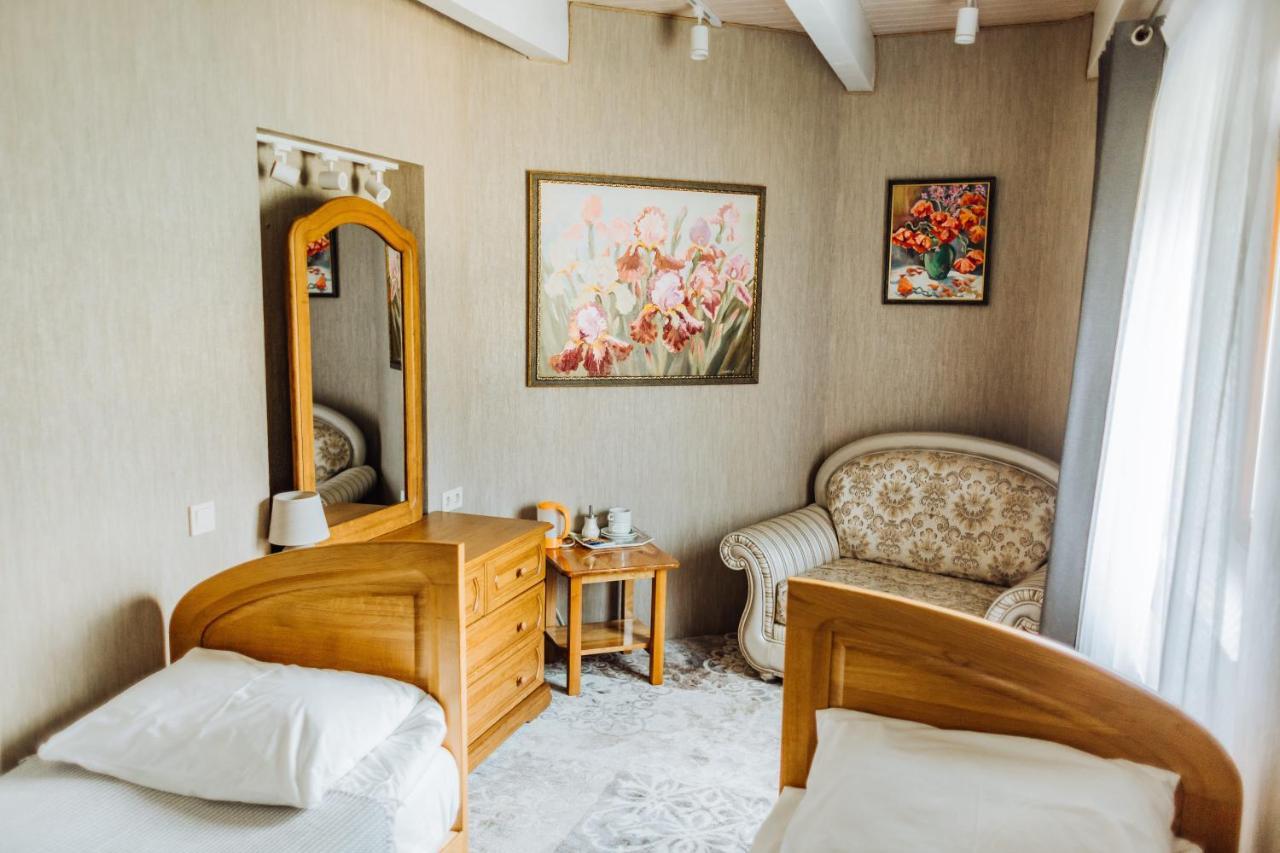 Hotel Velyka Vedmedytsya Yaremche Ngoại thất bức ảnh