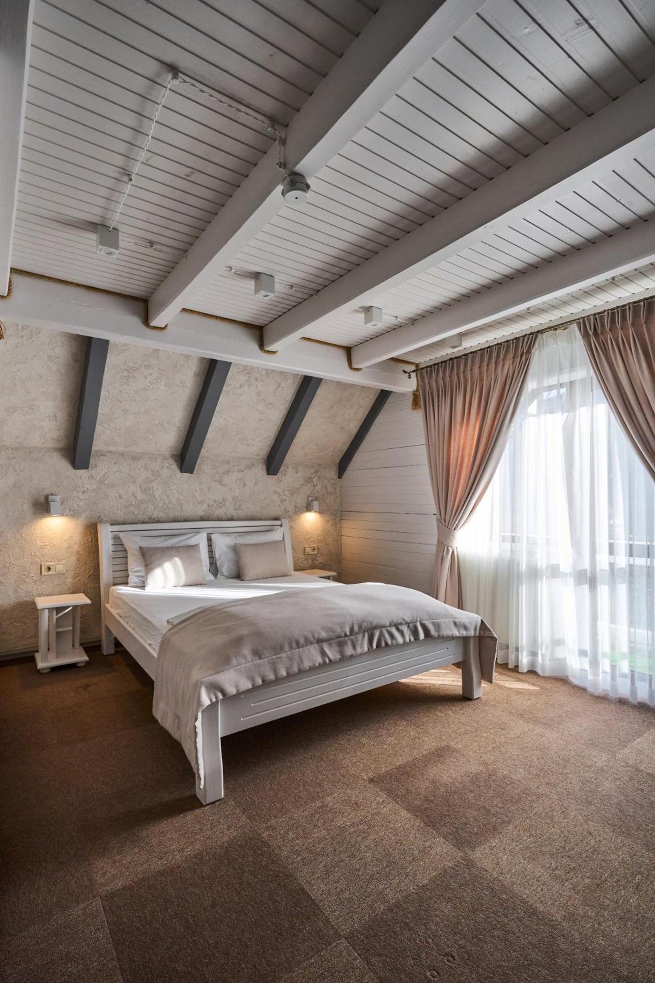 Hotel Velyka Vedmedytsya Yaremche Ngoại thất bức ảnh