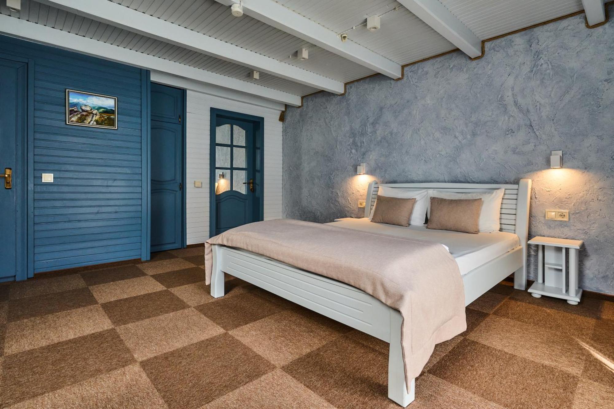 Hotel Velyka Vedmedytsya Yaremche Ngoại thất bức ảnh